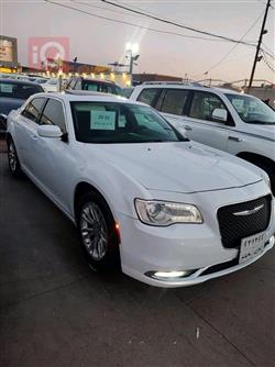 کرایسلەر 300